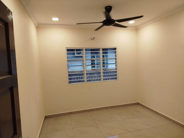 Taman Maluri  2storey House 5room New Renovated, Nr MRT, Aeon 4