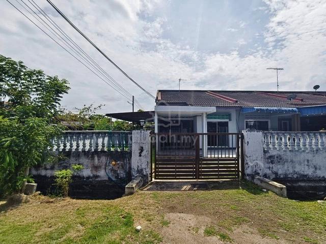 Rumah Teres Setingkat Corner Lot Taman Korakyat, KLuang, Johor 1