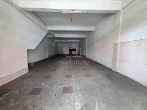 WAY BELOW MARKET Banting 3 storey shops in Kuala Selangor 5400 sqft! 1