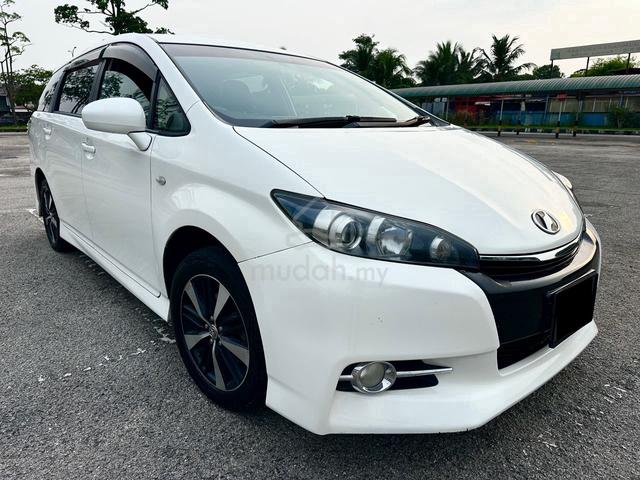 2013 Toyota WISH 1.8 S FACELIFT (A) PADDLE SHIFT - 1