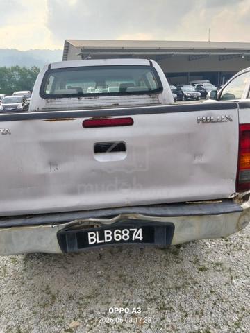 2010 Toyota HILUX 2.5 G FACELIFT DOUBLE CAB (M) - 4