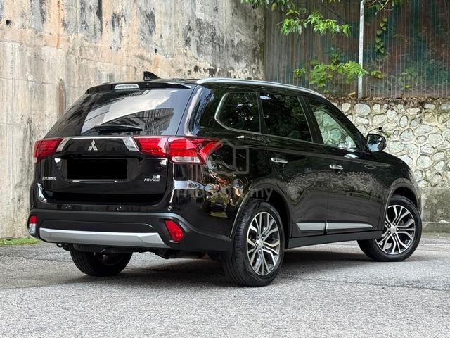Mitsubishi OUTLANDER 2.0 2.0 4WD (A) REG YEAR 2020 - 4