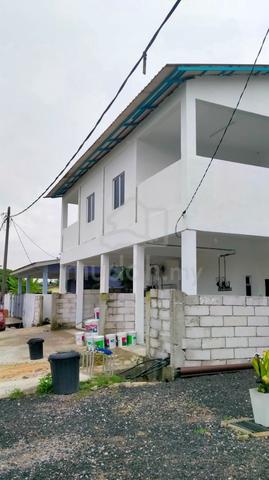 Selangor Shah Alam Not Furnished Townhouse For Rent 1