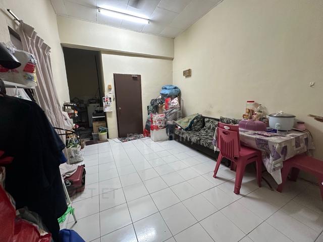 Seksyen 36 Shah Alam Low Cost Apartment 1