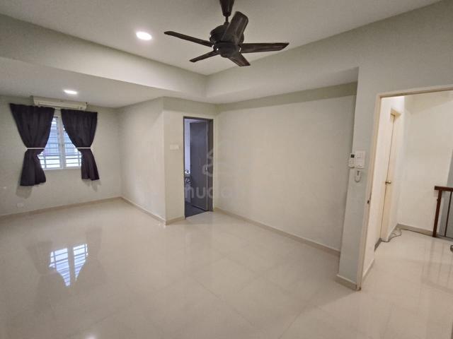 Limited USJ2 Master Bedroom @ Double Sty House for Rent 1