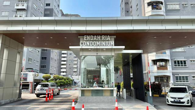 Endah Ria 1