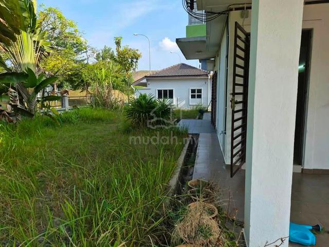 Under Value Double Storey Terrace Corner Lot In Forest Height For Sale 1