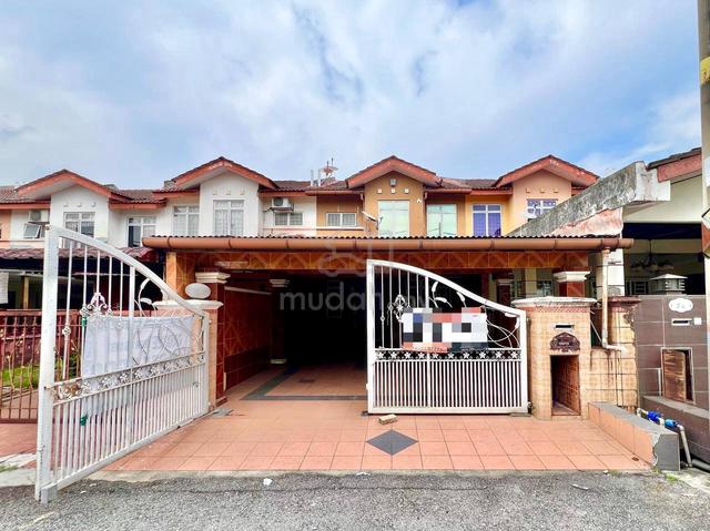 MURAH! RENOVATED Double Storey Bandar Tasik Kesuma Semenyih 2