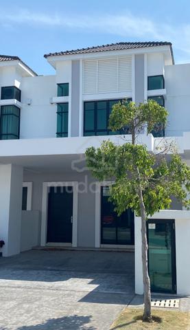 Original 2-Storey Terrace (Type C Intermediate) @ Eco Horizon, Batu K 1