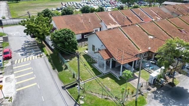 CORNER LOT Single Storey Terrace House Bandar Saujana Putra SP1 1