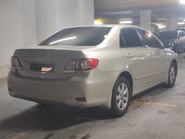183K KM 2011 Toyota COROLLA ALTIS 1.6 E (A) - 4