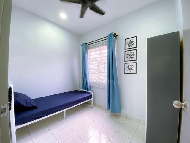 Single Room Muslimah Only Bandar Serenia 1