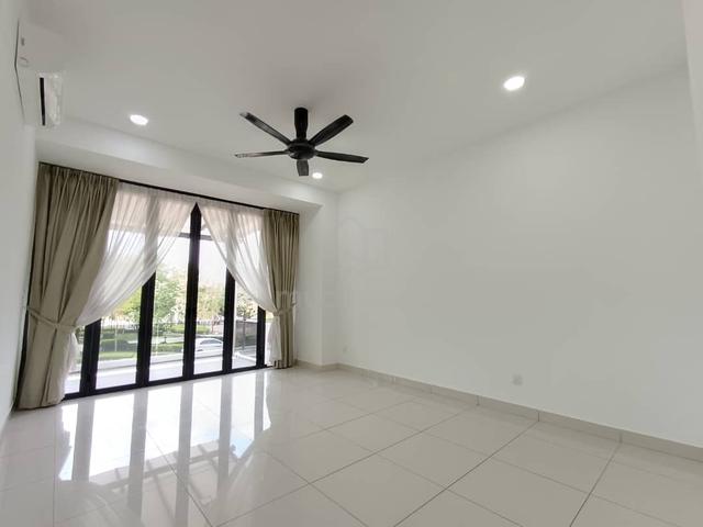 Horizon Hills Valley West Double Storey Terrace House For Rent 1