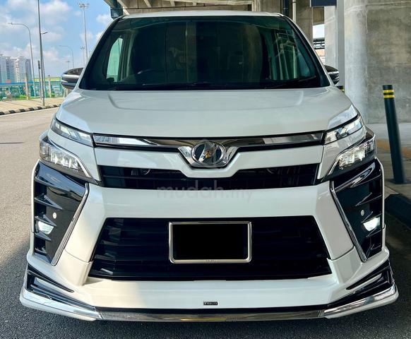 2015 Toyota VOXY 2.0 ZS MODELLISTA SKIRTING ALPINE - 4
