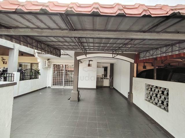 Bumi Lot - Two Storey Bandar Baru Bangi Seksyen 4 - Renovated 1