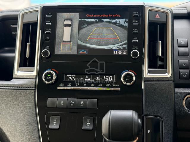 2020 Toyota Granace 2.8 PREMIUM—CONDITION LIKE NEW - 5