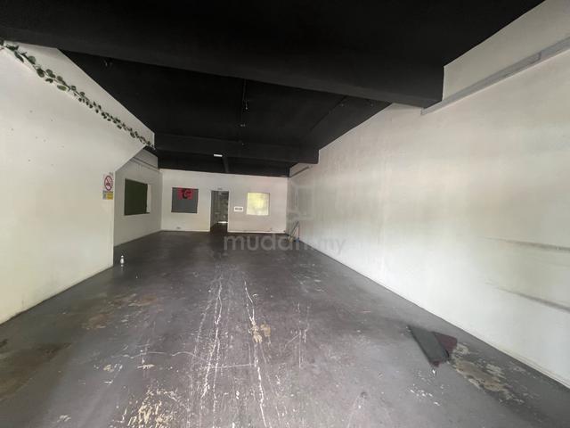 FACING MAINLOAD SHOPLOT Double Storay Shoplot Kulim Area Near MPKk 1