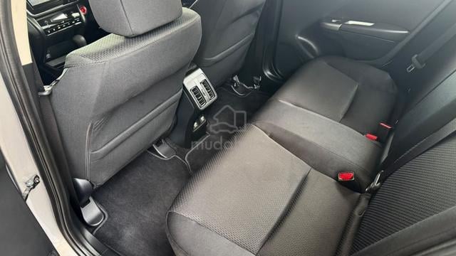 2017 Honda CITY 1.5 E FACELIFT (A) - 5