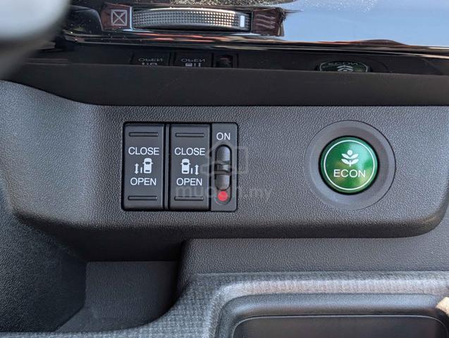 2022 Honda STEPWAGON 1.5 SPADA (A) - 5