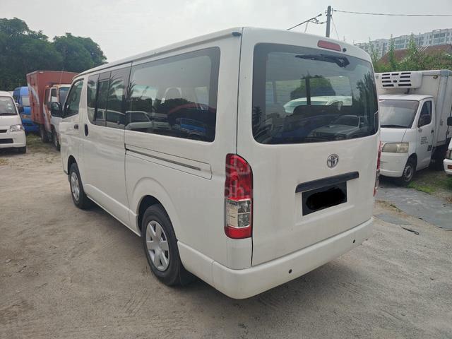 2013 Toyota HIACE 2.5 (M) WINDOW VAN - 4