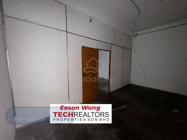KEPALA BATAS Ground Floot Shop Lot|Hot Area|Ready Move In|Good Area｜ 4