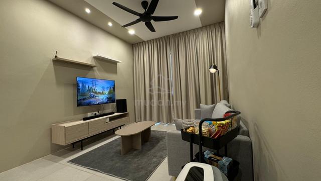 Kuching Medium / Small Room For Rent 1