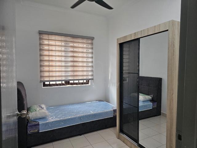 Room for Rent (Female Only) Segambut Mont Kiara Dutamas 1
