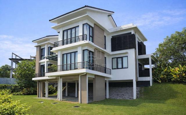 Bungalow 2.5 Storey Sebayu Hills Villa Bangi/kajang 1