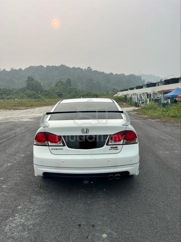 2010 Honda CIVIC 2.0 I-VTEC (A) - 2