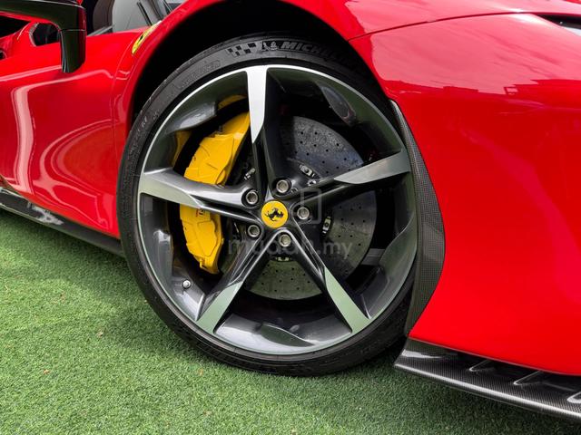 2020 Ferrari SF90 4.0 STRADALE V8 (A) - 5
