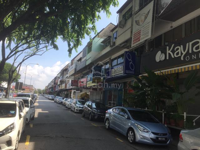 End lot) First & Second Floor Office space at Jln Tun Mohd Fuad 1 TTDI 1
