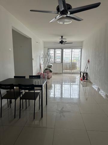 Sentrovue - Room for Rent Female 1