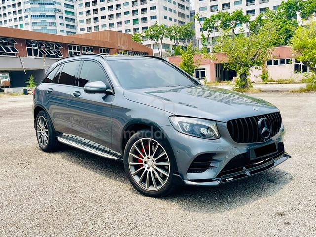 2017 Mercedes GLC250 2.0 4MATIC AMG FACELIFT 360 - 1