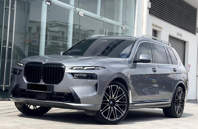 2023 BMW X7 xDrive40i Pure Excellence Low Mileage - Cars for sale in ...