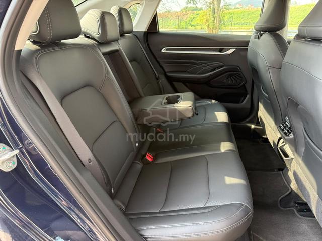 2025 Proton S70 1.5 FLAGSHIP X (A) 4K MILEAGE FSR - 5
