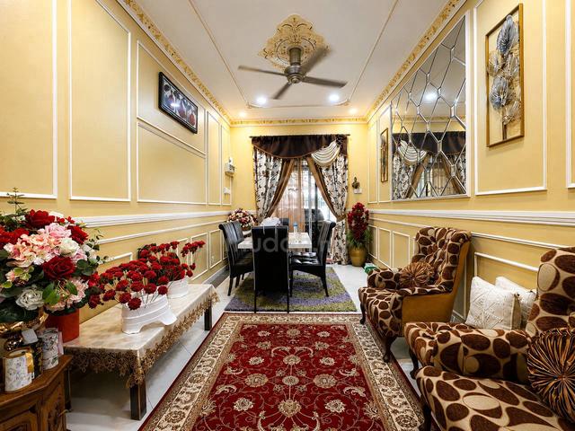 TAMAN SETIA INDAH- FULLY RENO & EXTENDED - GOOD LOCATIOn 1