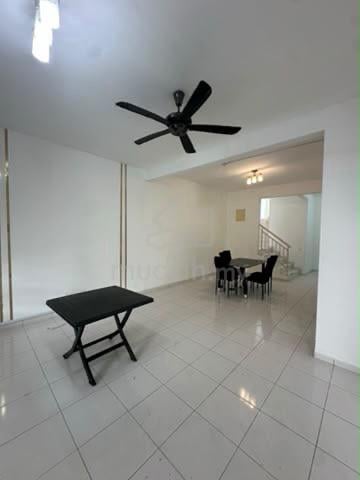 Setia Tropika Landed House Double Storey Terrace 4 Bed 3 Bath For Rent 1