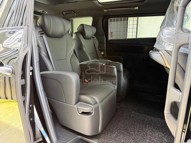 2025 UNREG Toyota ALPHARD 2.5 Z //3k km/Grade 5A// - 4
