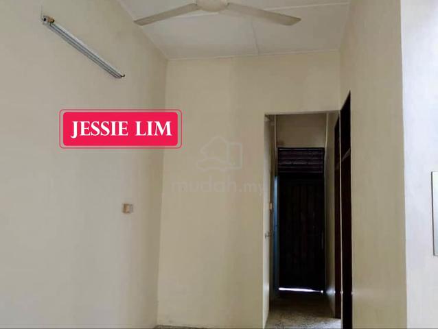 WORTH BUY Single Storey Terrace Cheap Super Tanker Sungai Dua location 1