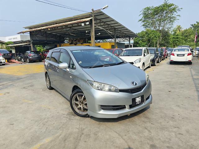 2013 Toyota WISH 1.8 (AUTO) - 1