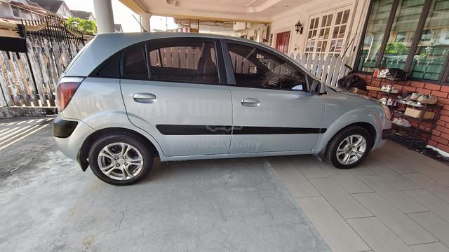 2005 Kia RIO 1.4 (A) - 2