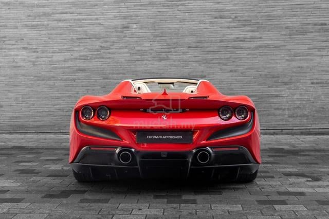 2021 Ferrari F8 3.9 SPIDER CARBON PACK LED SHIFT - 3