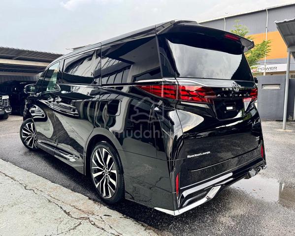 2025 Toyota ALPHARD 2.5 EXECUTIVE LOUNGE 4 SEAT SA - 2