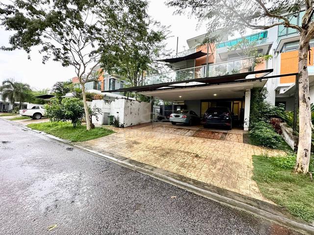 [45'x80'] 2.5 Storey Semi D Bangi Lakehill Villas Bandar Baru Bangi 1