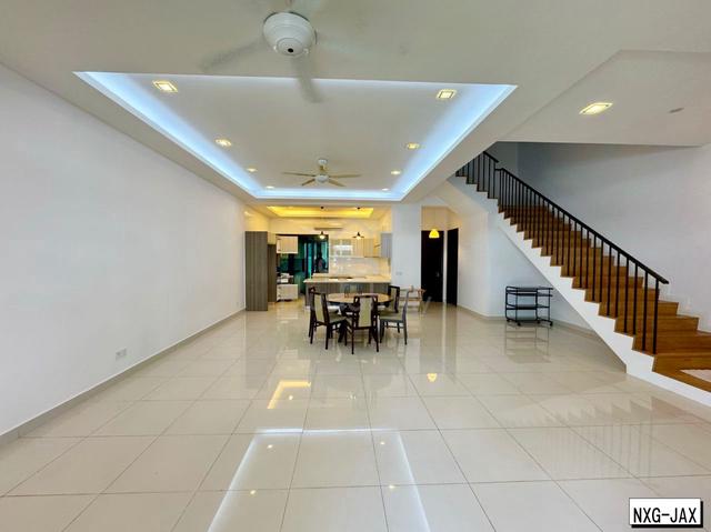 GOOD CONDITION!! Duta Villa Setia Alam 3-Storey Superlink House 1