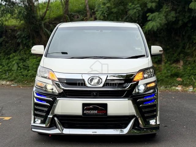 Toyota VELLFIRE 3.5 V6/360 CAM/P.BOOT/HOME THEATRE - 3