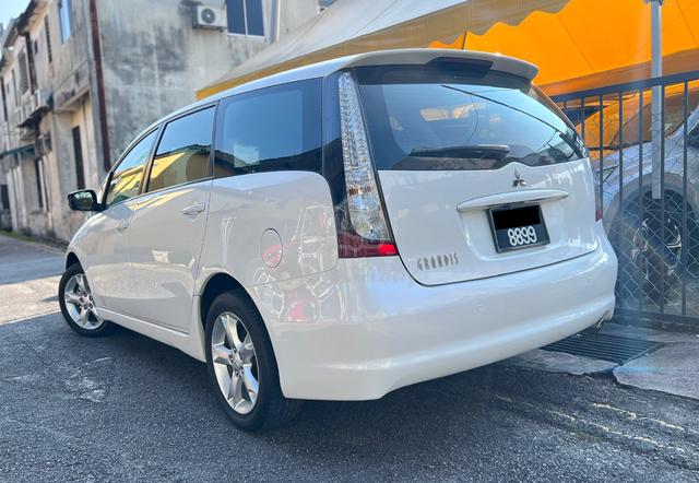 2009 Mitsubishi GRANDIS 2.4 MivecEngine/NiceNo8899 - 2