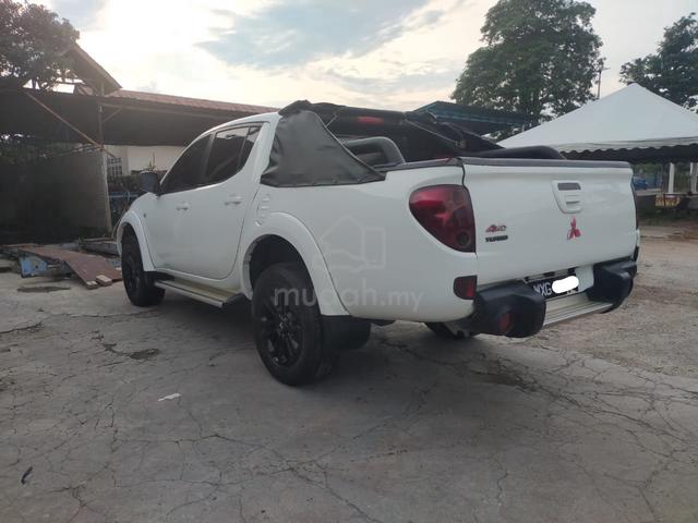 2012 Mitsubishi TRITON 2.5 VGT (A) - 4