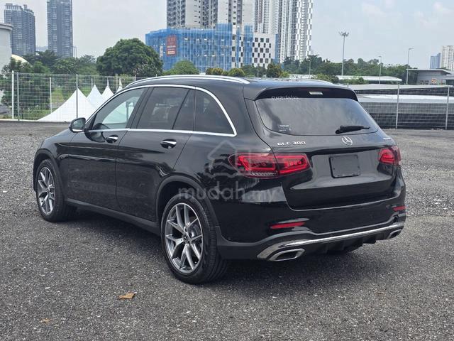 BESTBUY Merc Benz GLC300 4MATIC AMG LEATHER PROOF - 2