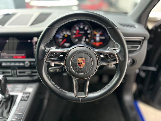 2021 Porsche MACAN 2.0 / 360 / BLACK LTR - 4
